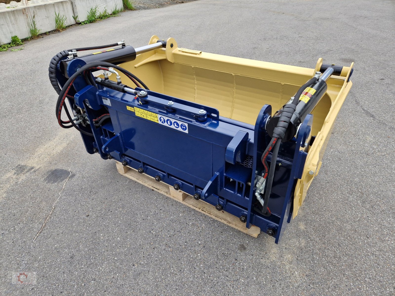 Ladeschaufel typu MS Silageschneideschaufel Multi Ladeschaufel Schneidschaufel, Neumaschine v Tiefenbach (Obrázek 27)