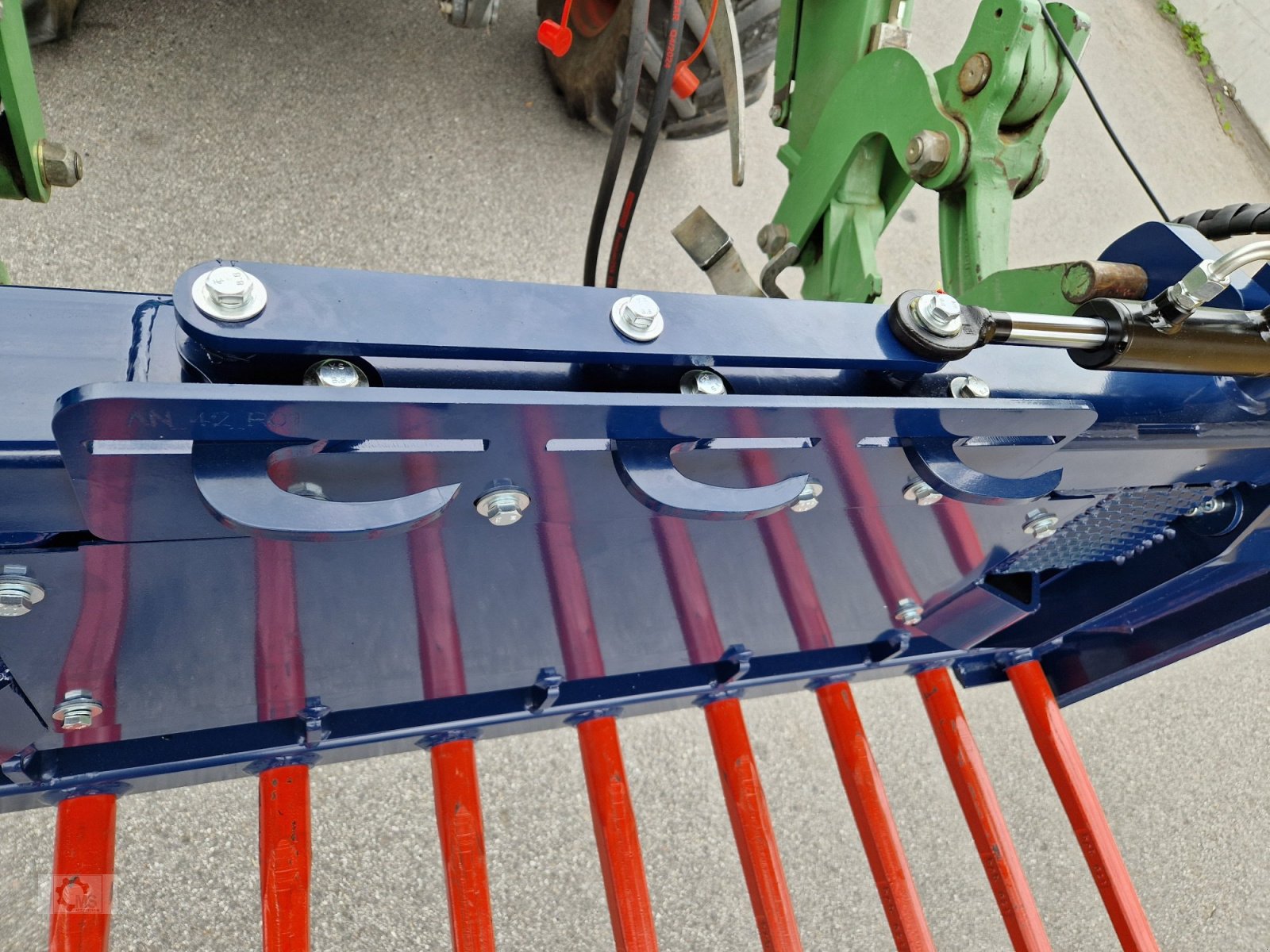 Ladeschaufel a típus MS Silageschneideschaufel Multi Ladeschaufel Schneidschaufel, Neumaschine ekkor: Tiefenbach (Kép 19)