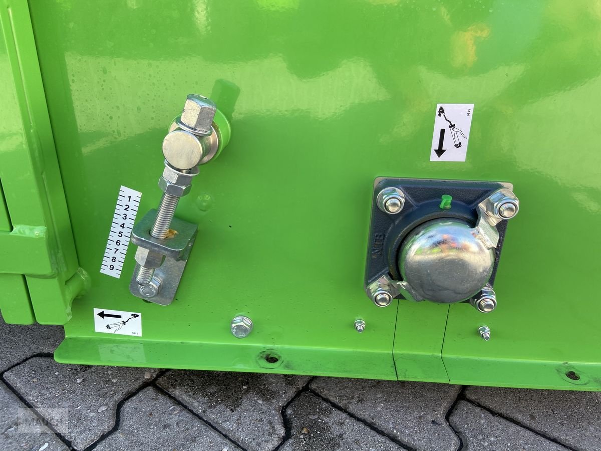 Ladeschaufel des Typs Peruzzo Koala Aufsammelschleglmäher, Neumaschine in Burgkirchen (Bild 8)