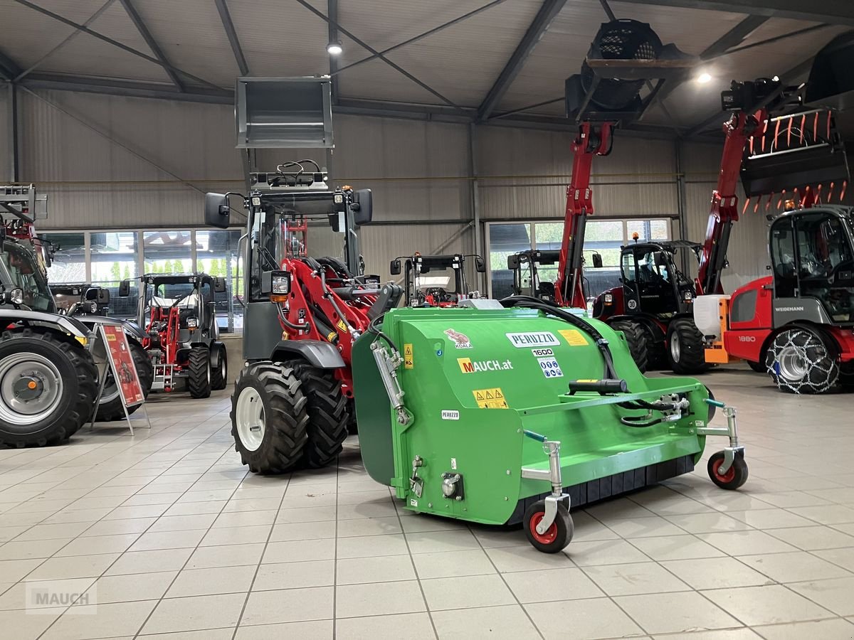 Ladeschaufel des Typs Peruzzo Schlegelmäher mit Sammelwanne, Neumaschine in Burgkirchen (Bild 2)