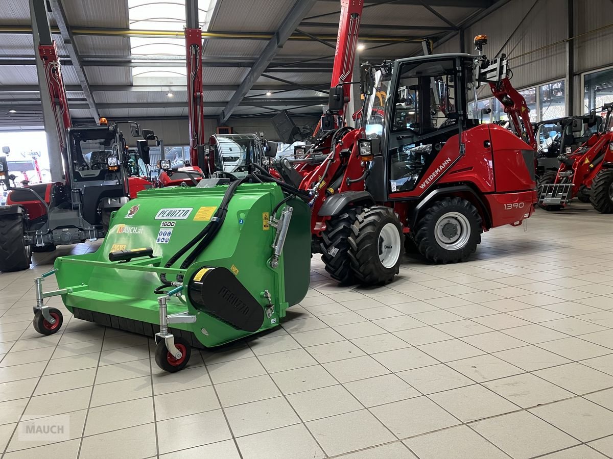 Ladeschaufel des Typs Peruzzo Schlegelmäher mit Sammelwanne, Neumaschine in Burgkirchen (Bild 9)