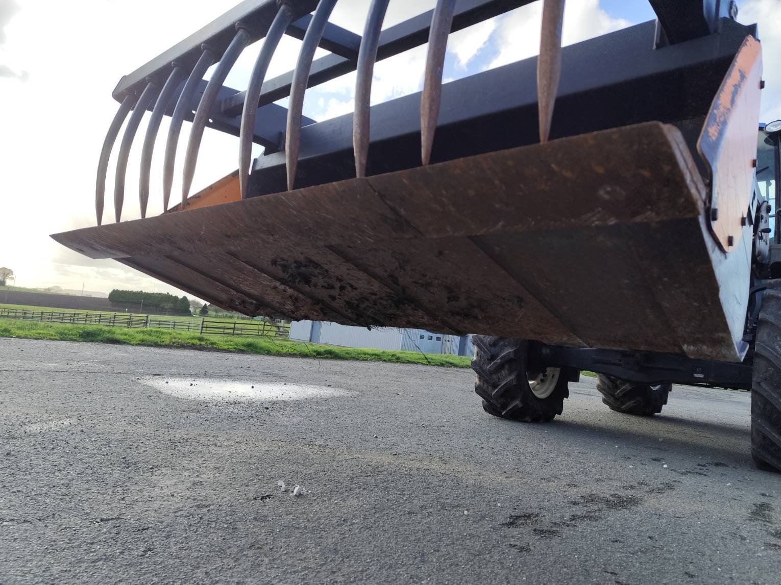 Ladeschaufel del tipo Quicke GODET MULTI SERVICE, Gebrauchtmaschine In Le Horps (Immagine 5)