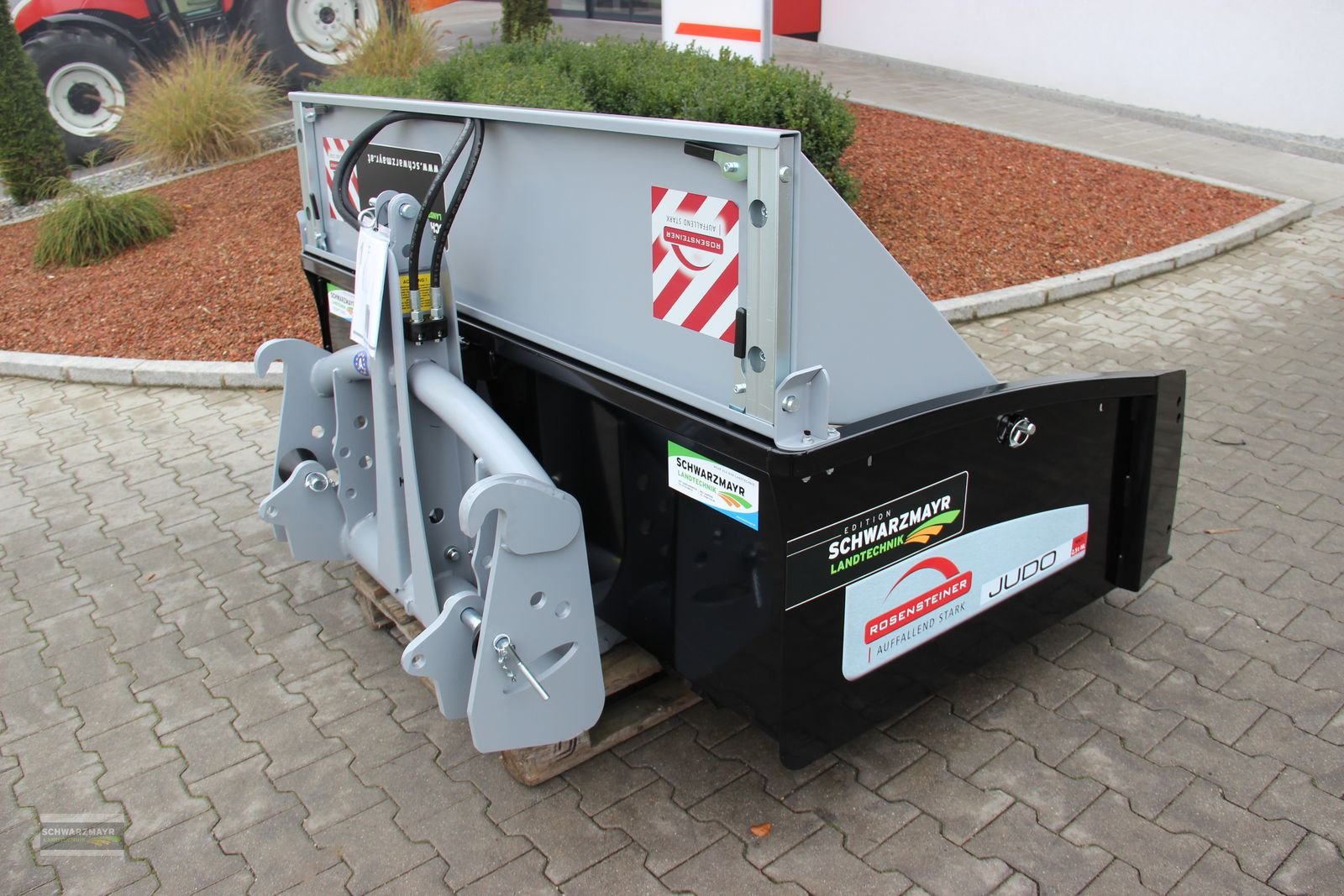 Ladeschaufel des Typs Rosensteiner Judo 180D Euro, Neumaschine in Aurolzmünster (Bild 1)