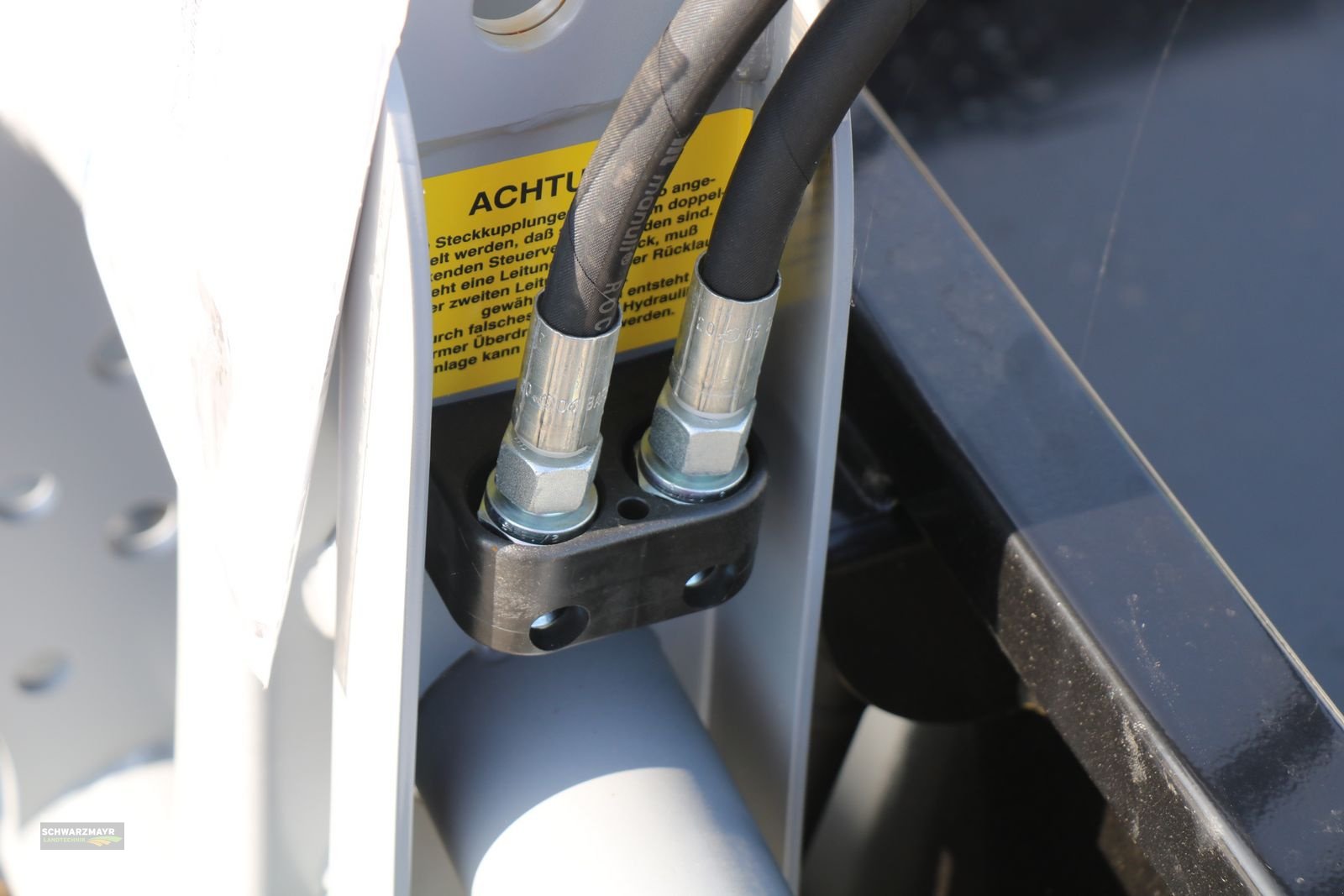 Ladeschaufel des Typs Rosensteiner Judo 200D Euro, Neumaschine in Aurolzmünster (Bild 8)