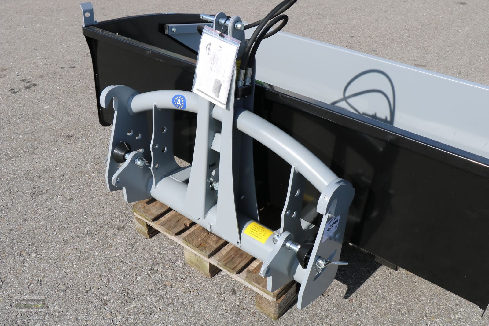 Ladeschaufel des Typs Rosensteiner Judo 200D Euro, Neumaschine in Aurolzmünster (Bild 5)