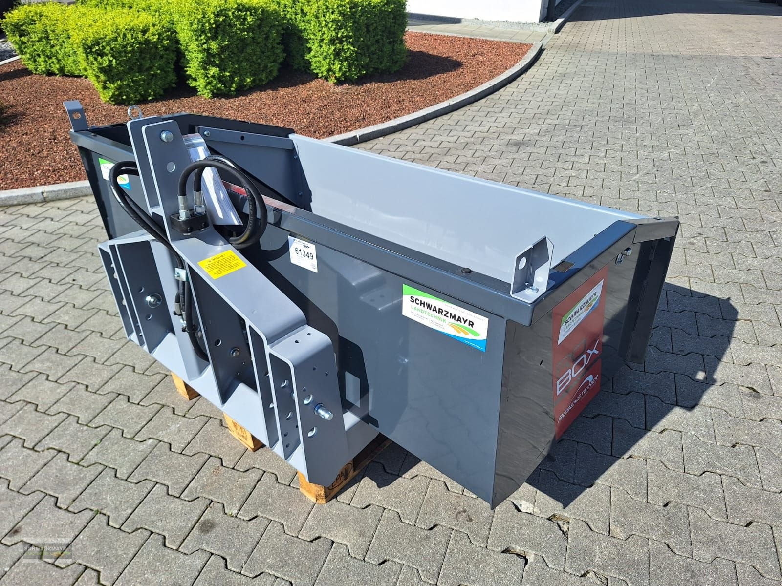 Ladeschaufel des Typs Rosensteiner RoBox 10-180, Neumaschine in Aurolzmünster (Bild 7)