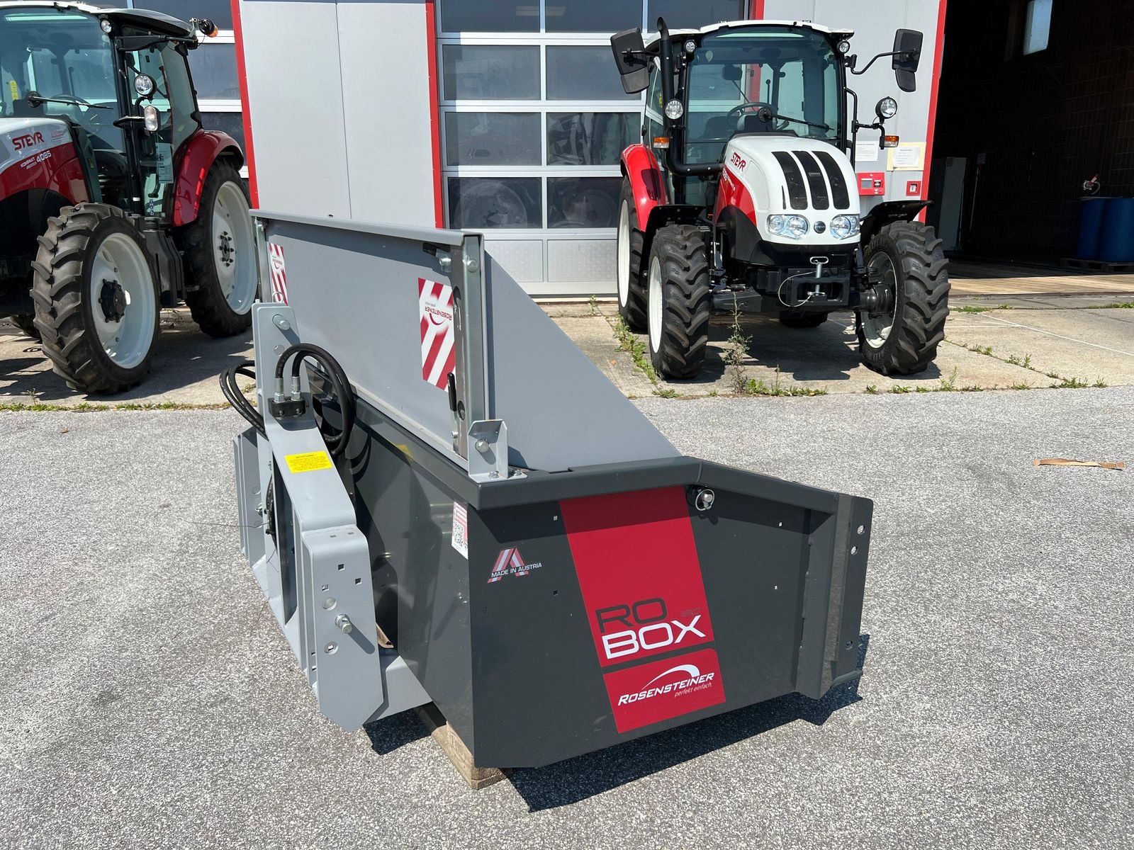 Ladeschaufel des Typs Rosensteiner RoBox 10-180, Neumaschine in Weitra (Bild 6)