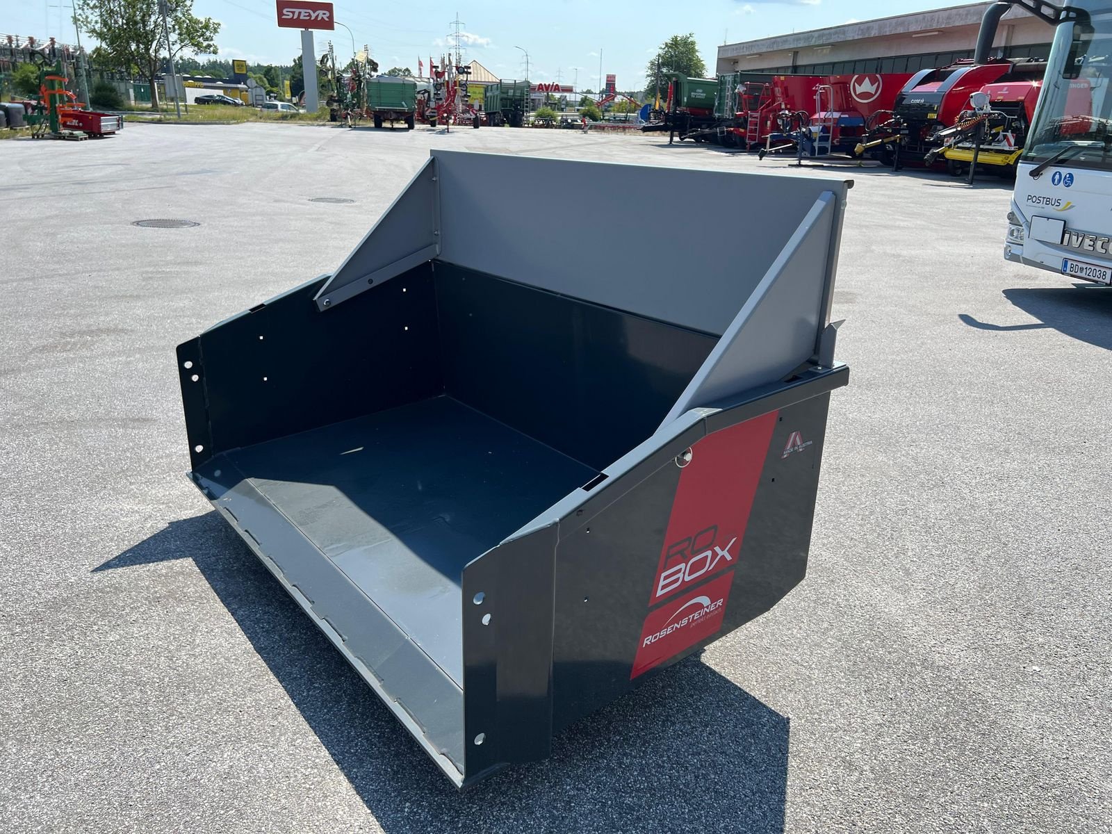 Ladeschaufel des Typs Rosensteiner RoBox 10-180, Neumaschine in Weitra (Bild 5)