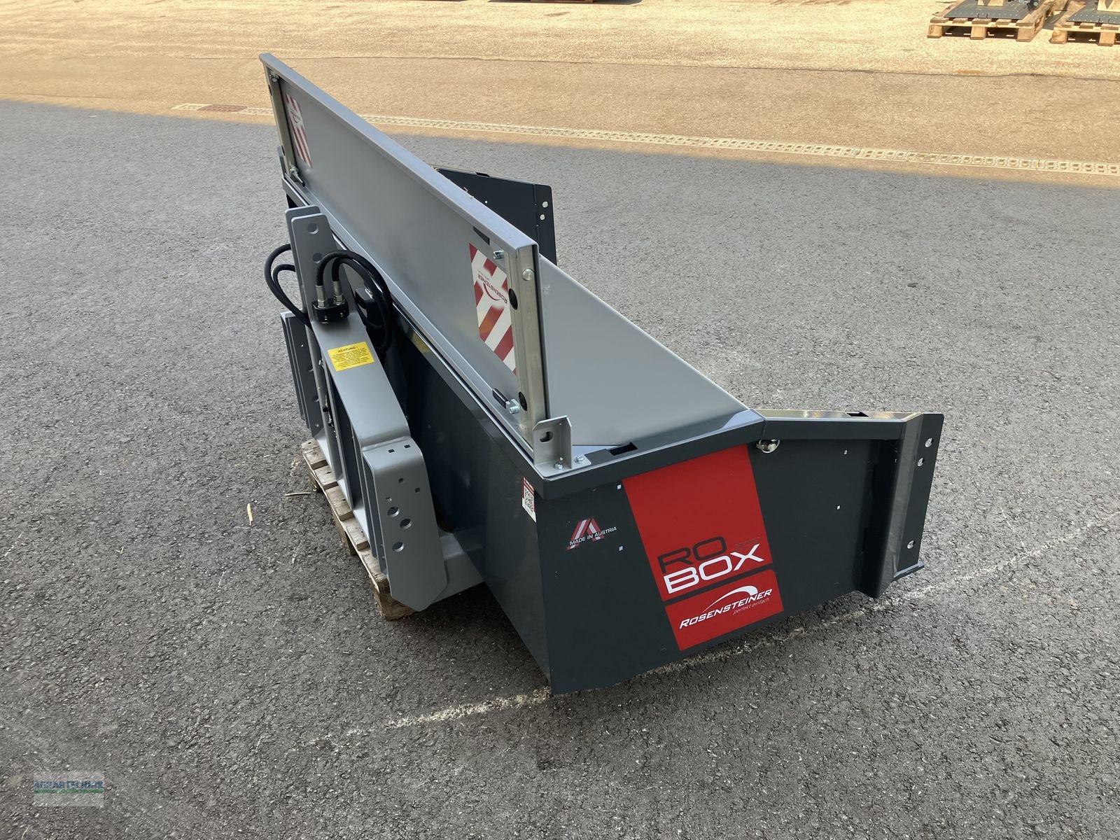 Ladeschaufel des Typs Rosensteiner RoBox 10/200cm, Neumaschine in Pettenbach (Bild 5)