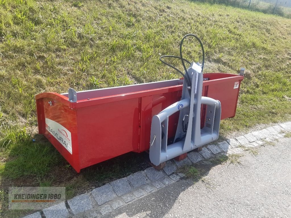 Ladeschaufel des Typs Rosensteiner Samurai 250D, Neumaschine in Altenfelden (Bild 1)