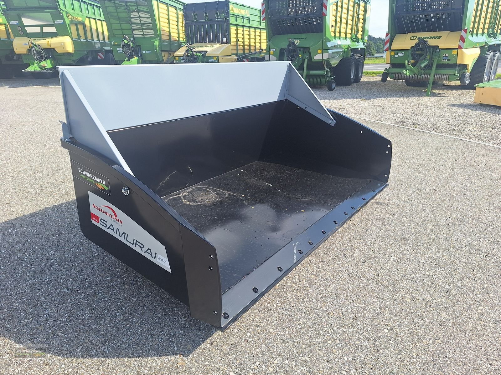 Ladeschaufel des Typs Rosensteiner Samurai 250D, Neumaschine in Gampern (Bild 4)