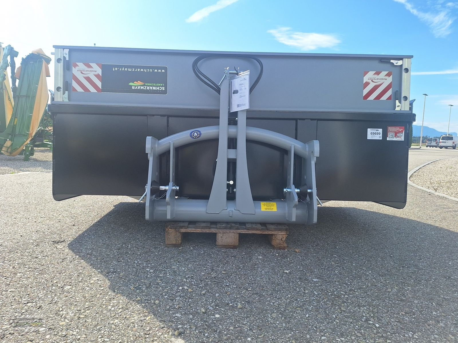 Ladeschaufel des Typs Rosensteiner Samurai 250D, Neumaschine in Gampern (Bild 8)