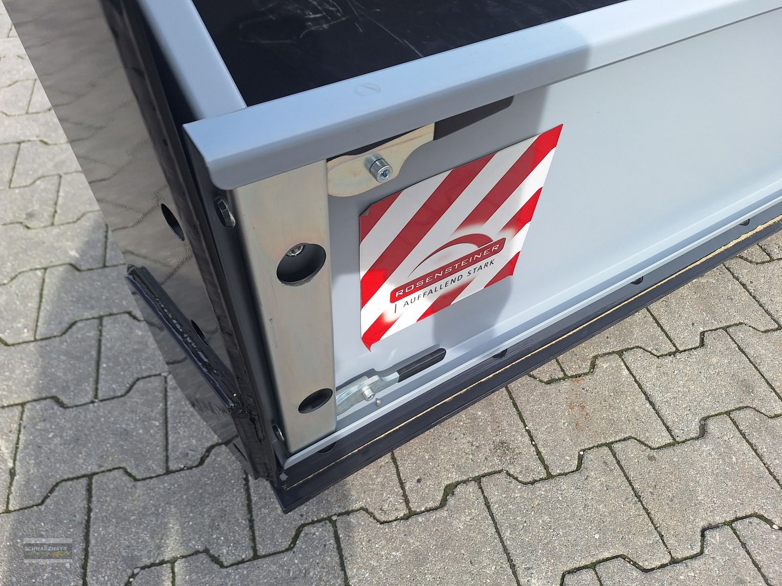 Ladeschaufel des Typs Rosensteiner Sumo 250D, Neumaschine in Gampern (Bild 14)