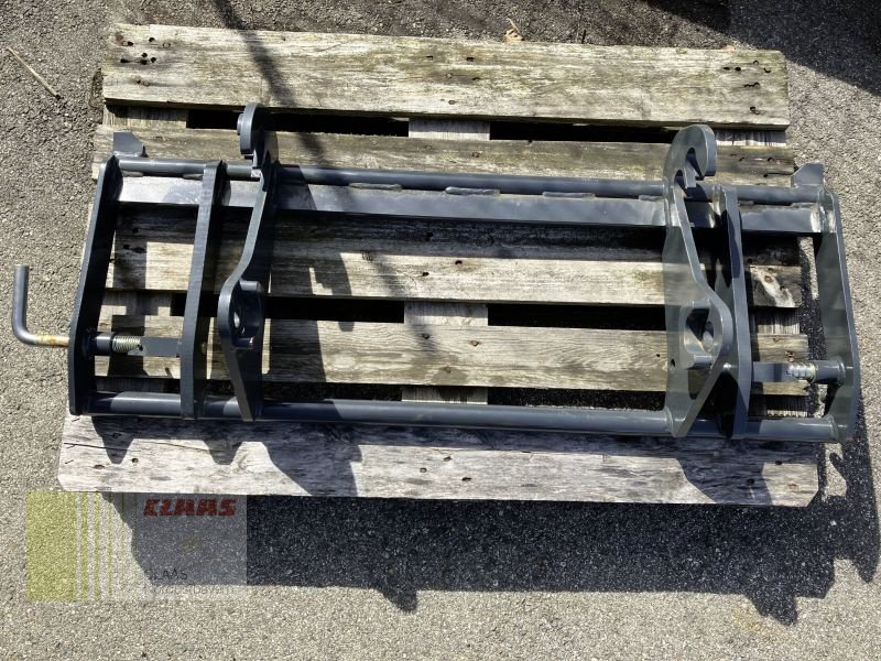 Ladeschaufel des Typs Saphir ADAPTERRAHMEN ZL 602 / EURO, Neumaschine in Freystadt (Bild 1)