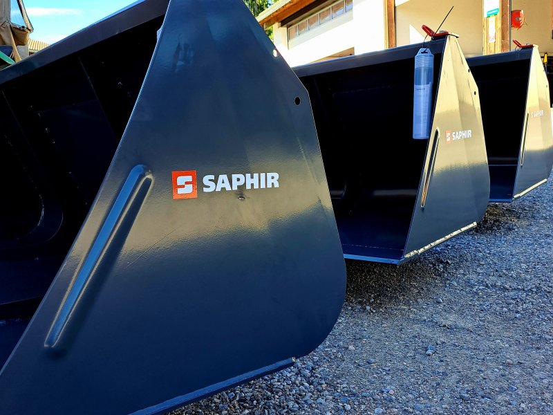 Ladeschaufel des Typs Saphir Leichtgutschaufel LG 24, Neumaschine in Wertach (Bild 1)