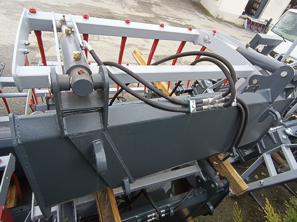 Ladeschaufel des Typs Sonarol LK SNR 1500, Gebrauchtmaschine in COGNAC LA FORET (Bild 3)