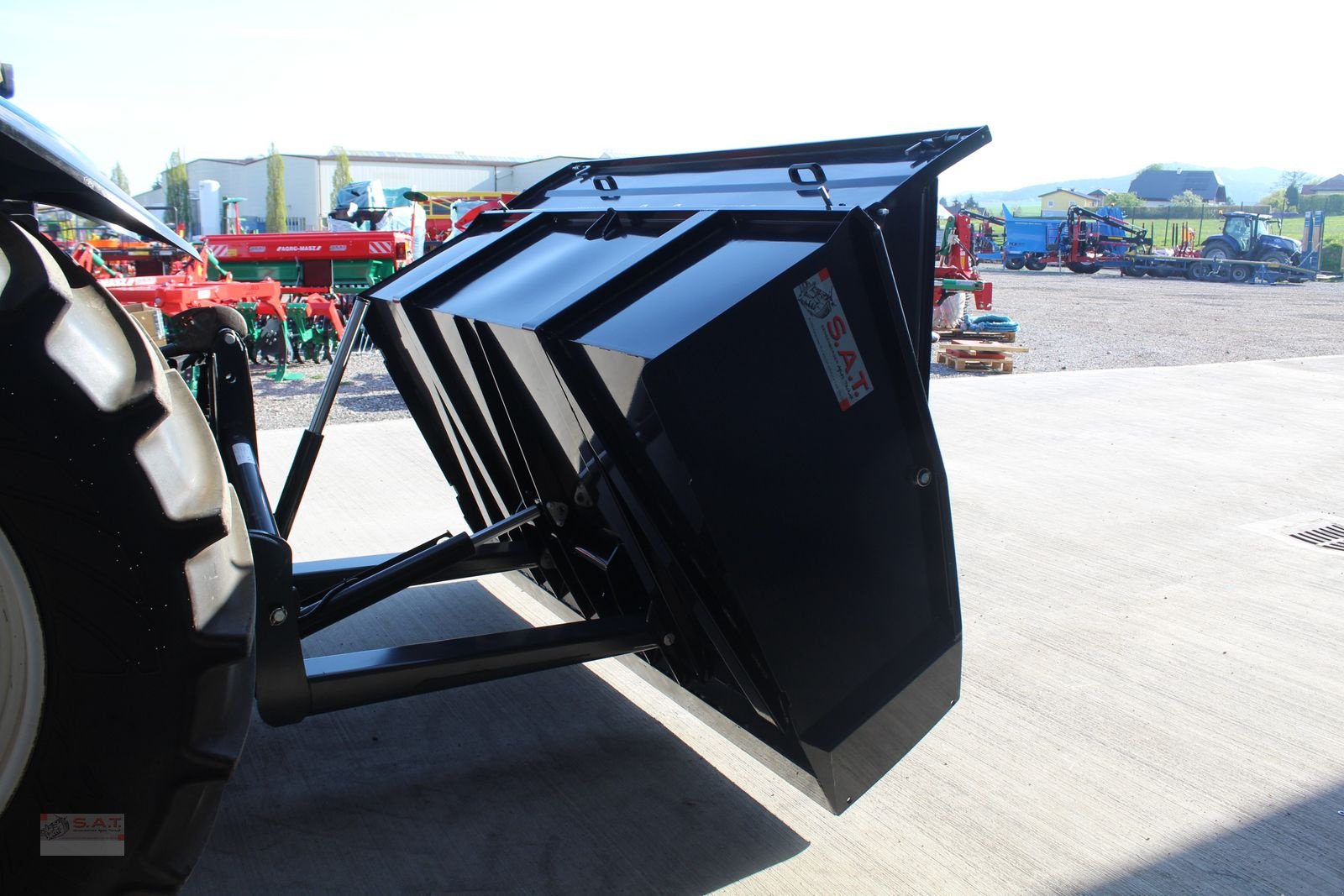 Ladeschaufel Türe ait Sonstige 1800-Heckschaufel-Heckcontainer, Neumaschine içinde Eberschwang (resim 13)