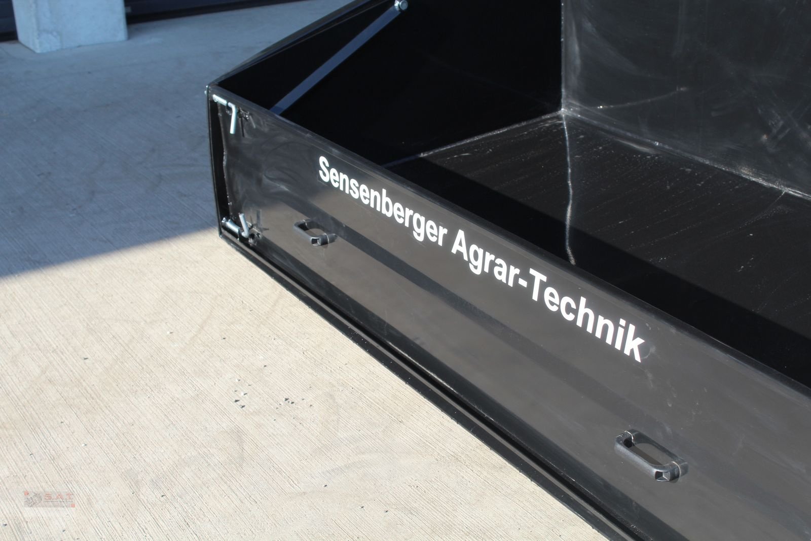 Ladeschaufel Türe ait Sonstige 1800-Heckschaufel-Heckcontainer, Neumaschine içinde Eberschwang (resim 8)