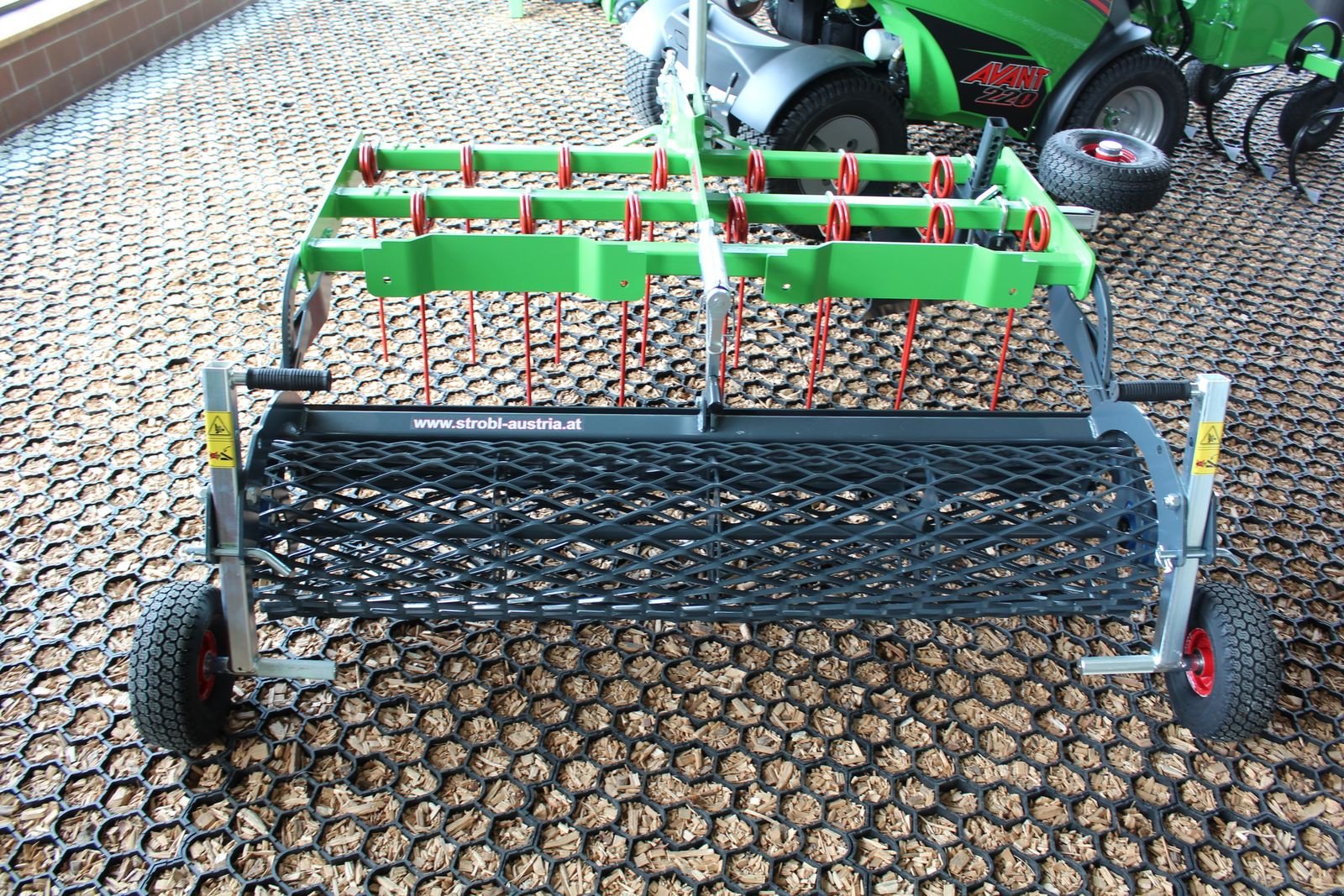 Ladeschaufel del tipo Sonstige Avant Reitplatzplaner, Neumaschine In Waidhofen an der Thaya (Immagine 2)