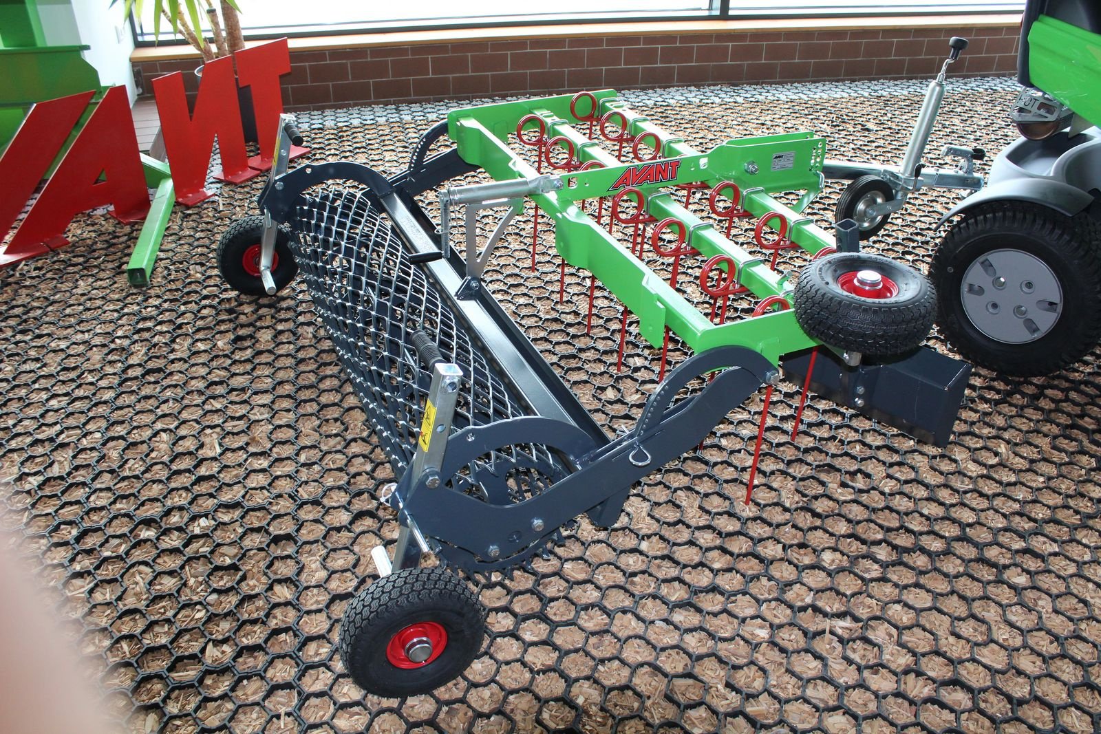 Ladeschaufel del tipo Sonstige Avant Reitplatzplaner, Neumaschine en Waidhofen an der Thaya (Imagen 4)