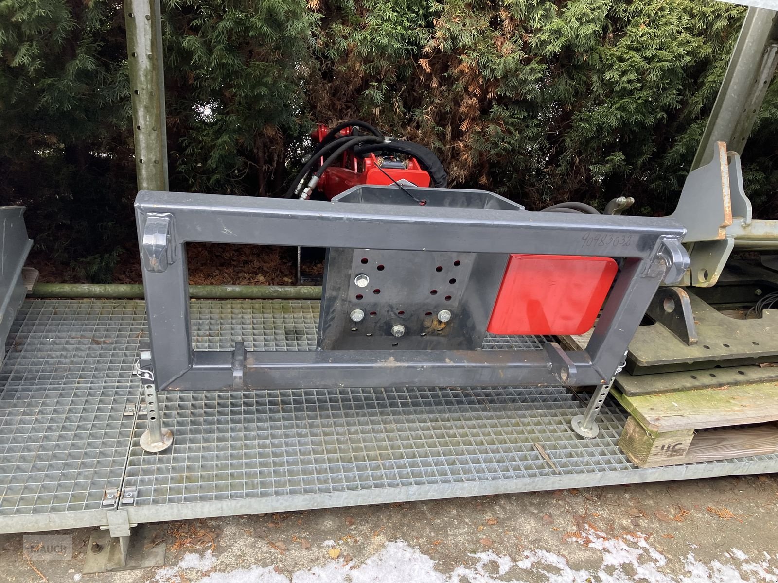 Ladeschaufel des Typs Sonstige Baggerarm für Hoflader, Gebrauchtmaschine in Burgkirchen (Bild 2)