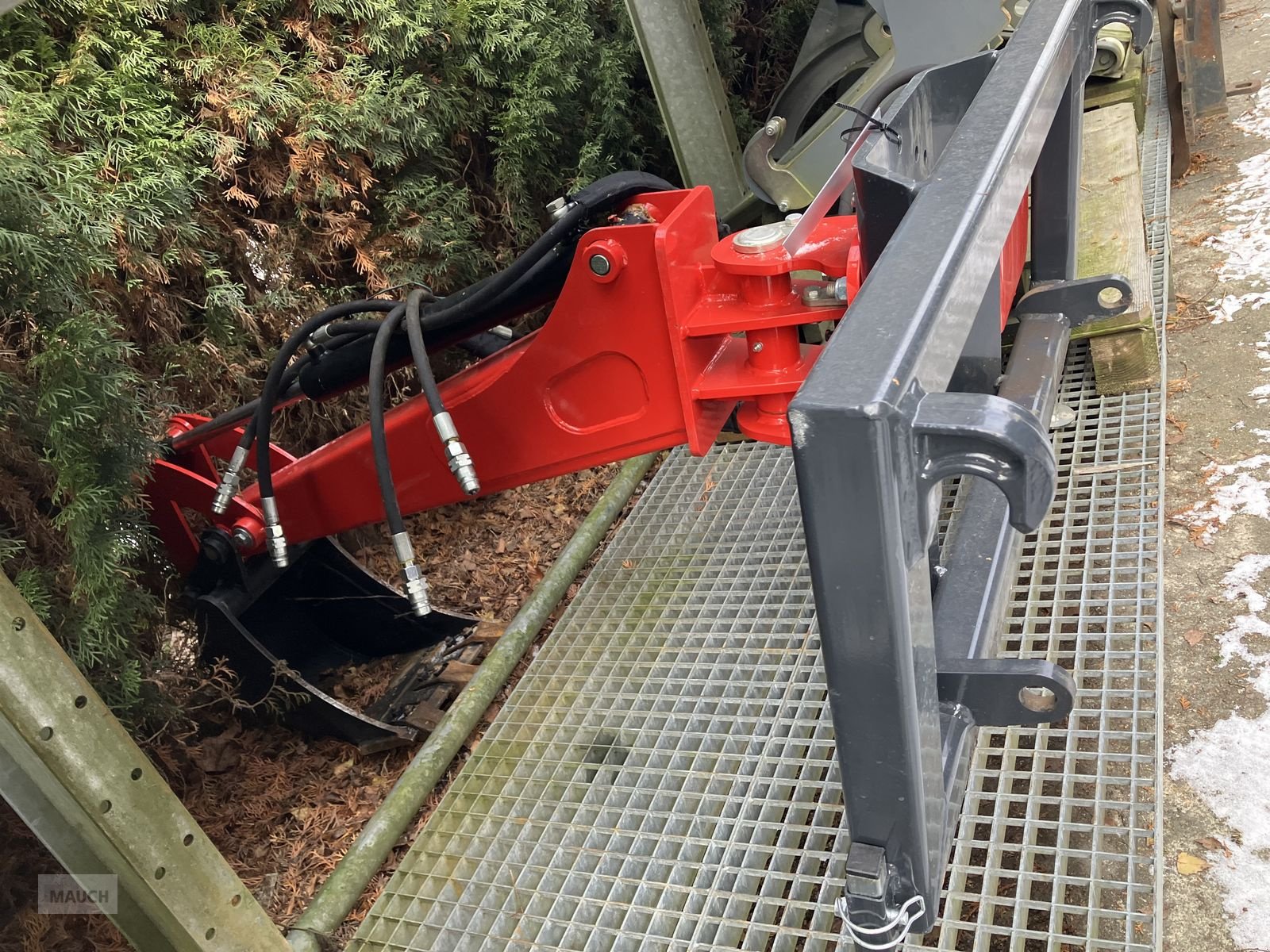 Ladeschaufel des Typs Sonstige Baggerarm für Hoflader, Gebrauchtmaschine in Burgkirchen (Bild 1)