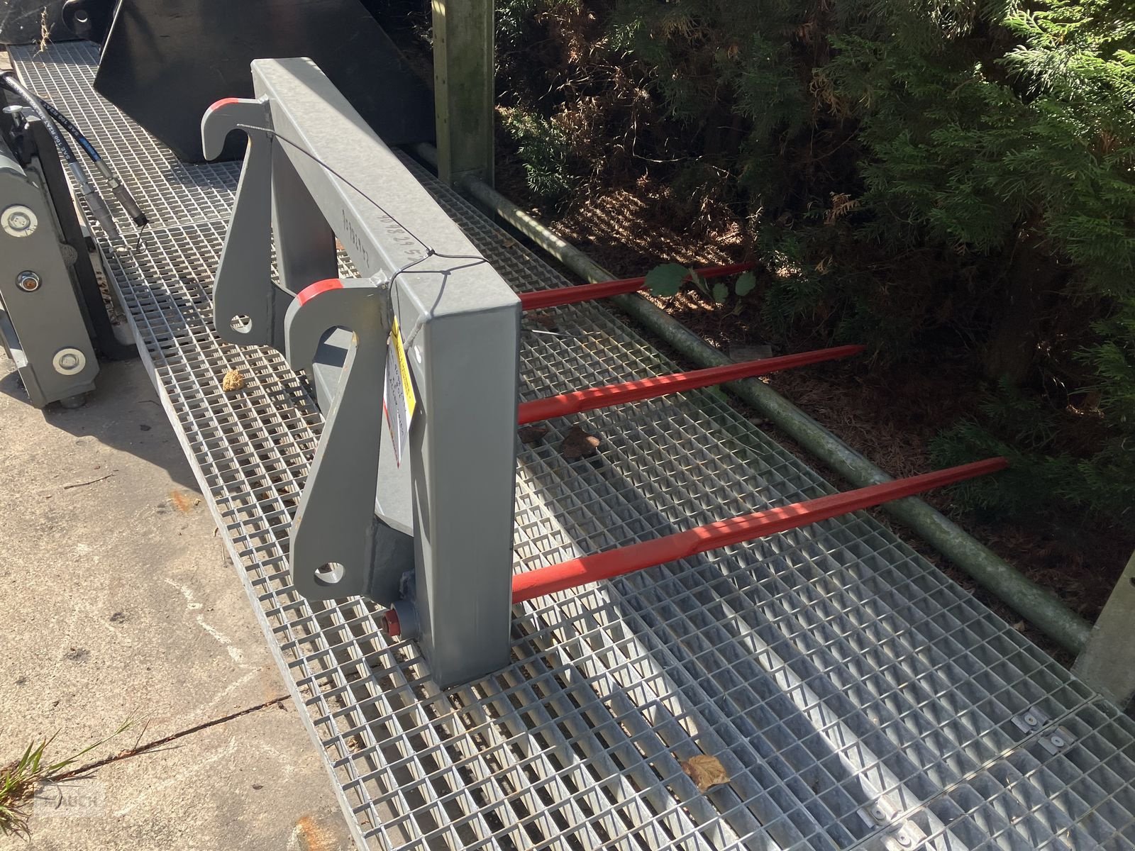 Ladeschaufel typu Sonstige Ballenspieß, Gebrauchtmaschine v Burgkirchen (Obrázek 2)