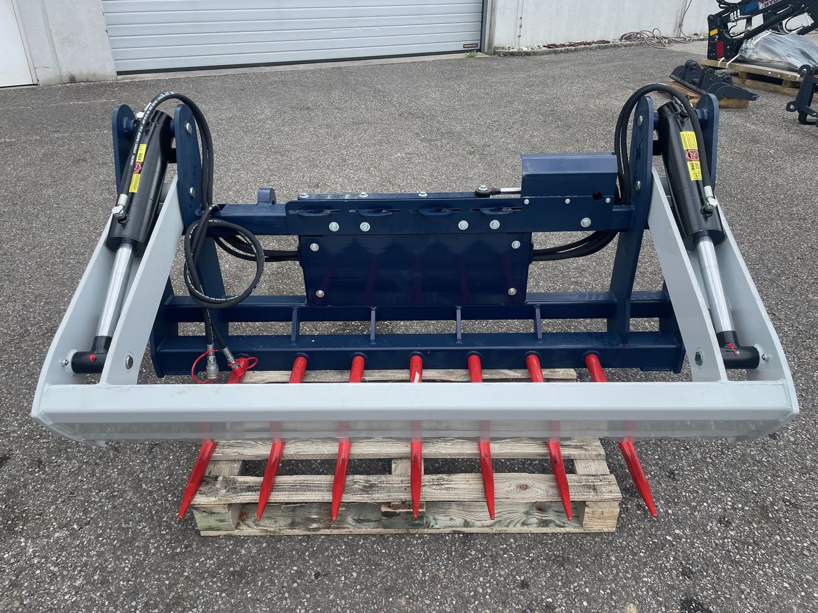 Ladeschaufel a típus Sonstige Ballentrenner, Neumaschine ekkor: Burgkirchen (Kép 5)