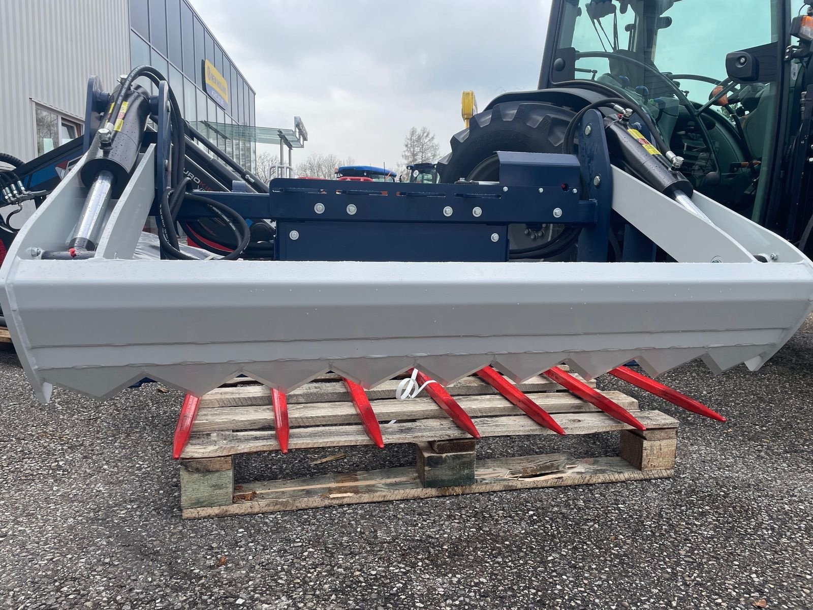 Ladeschaufel a típus Sonstige Ballentrenner, Neumaschine ekkor: Burgkirchen (Kép 1)