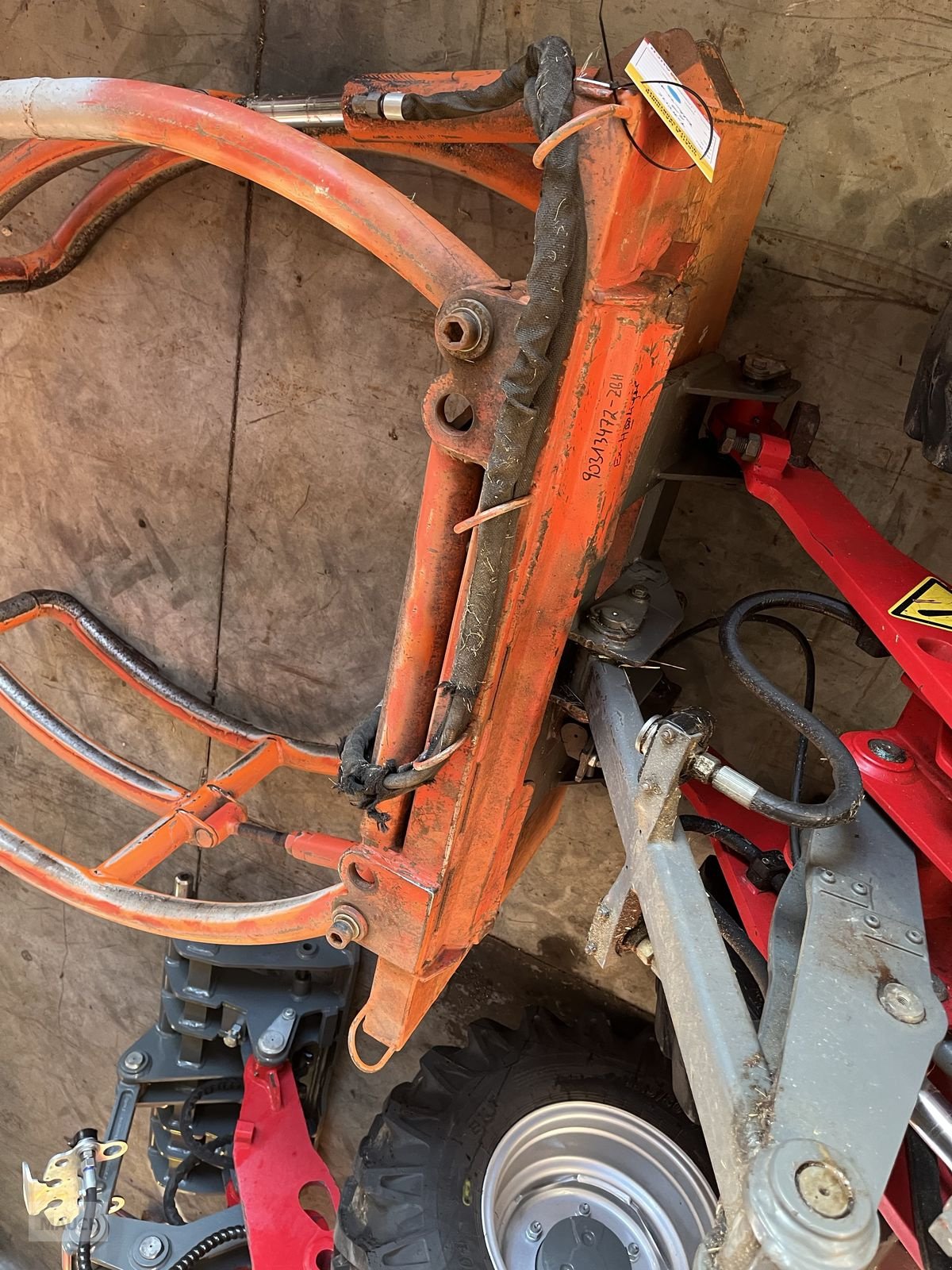 Ladeschaufel van het type Sonstige Ballenzange Weidemann MV, Gebrauchtmaschine in Burgkirchen (Foto 6)