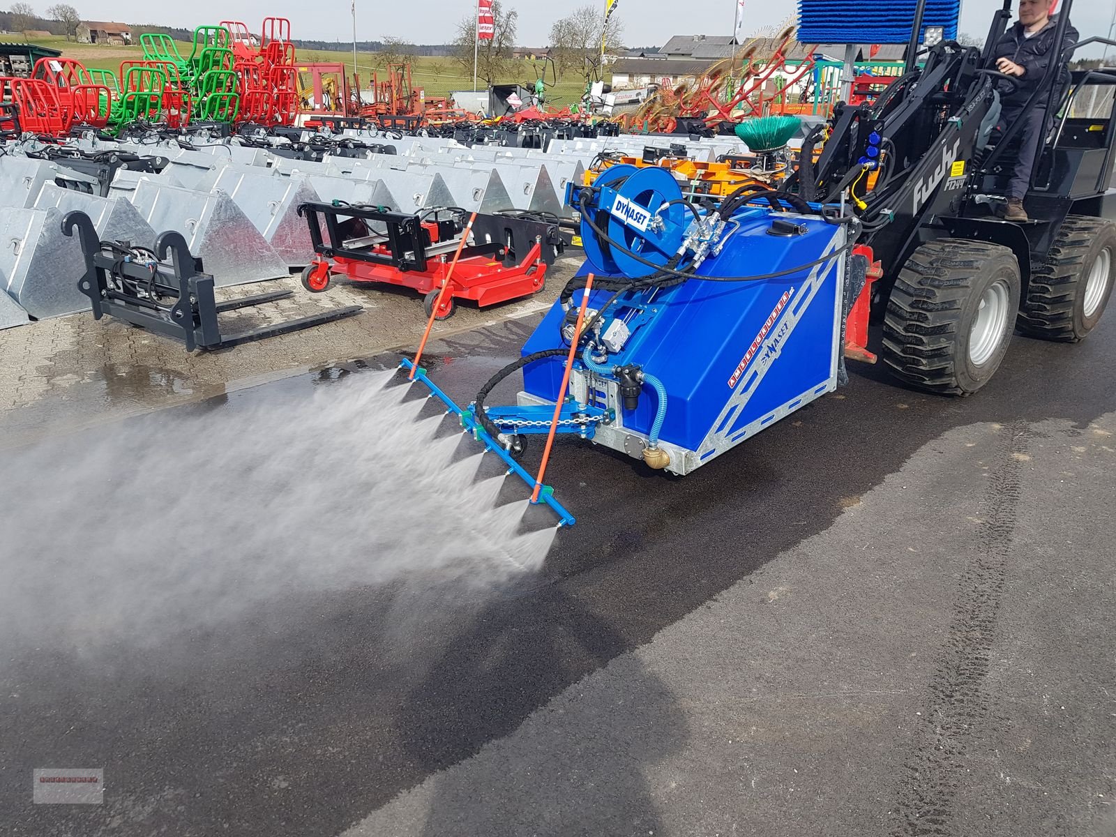 Ladeschaufel des Typs Sonstige Dynaset KPL-L Hochdruckreiniger für Hoflader, Gebrauchtmaschine in Tarsdorf (Bild 1)