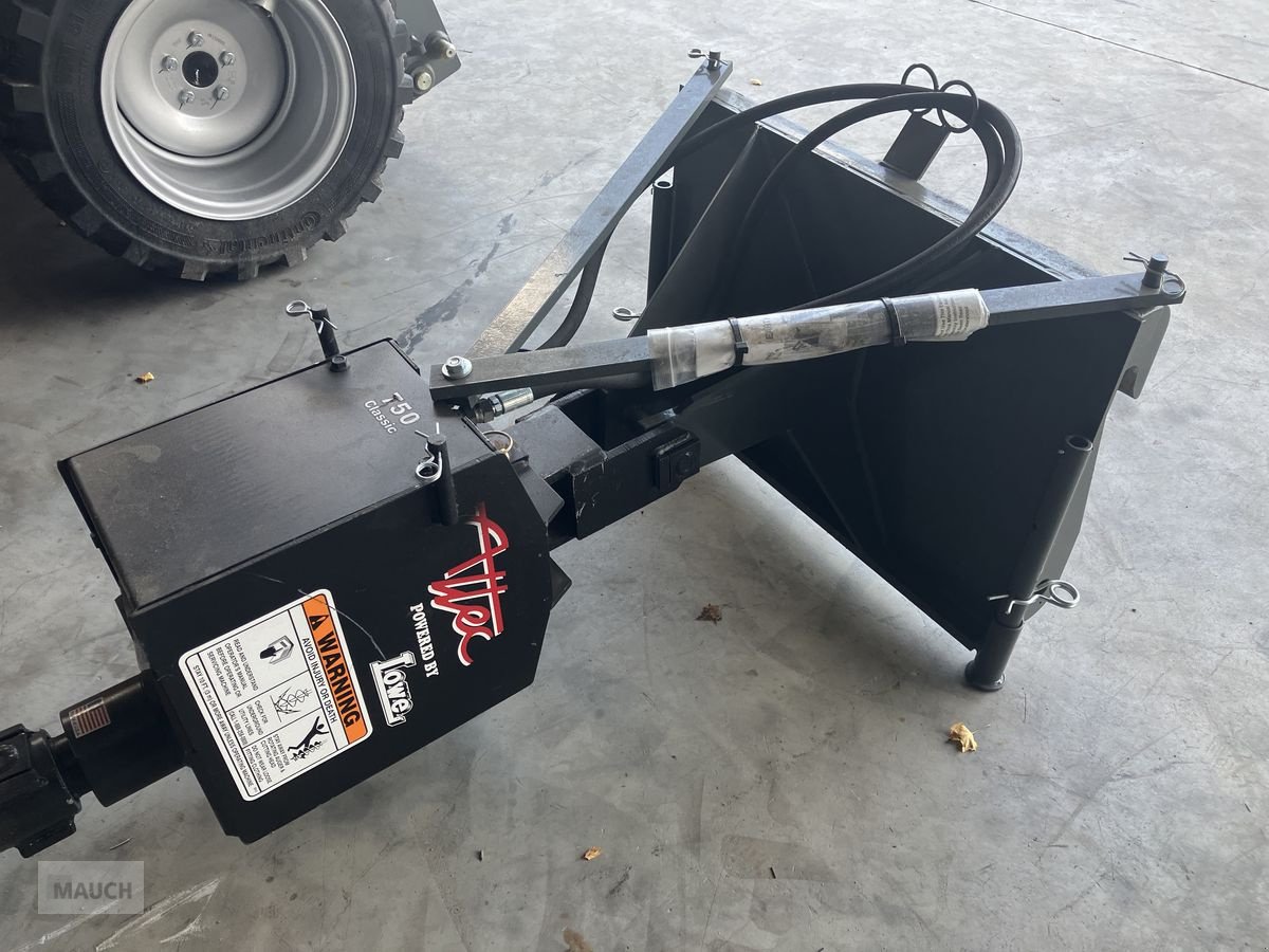 Ladeschaufel Türe ait Sonstige Erdbohrer, Vorführmaschine içinde Burgkirchen (resim 7)