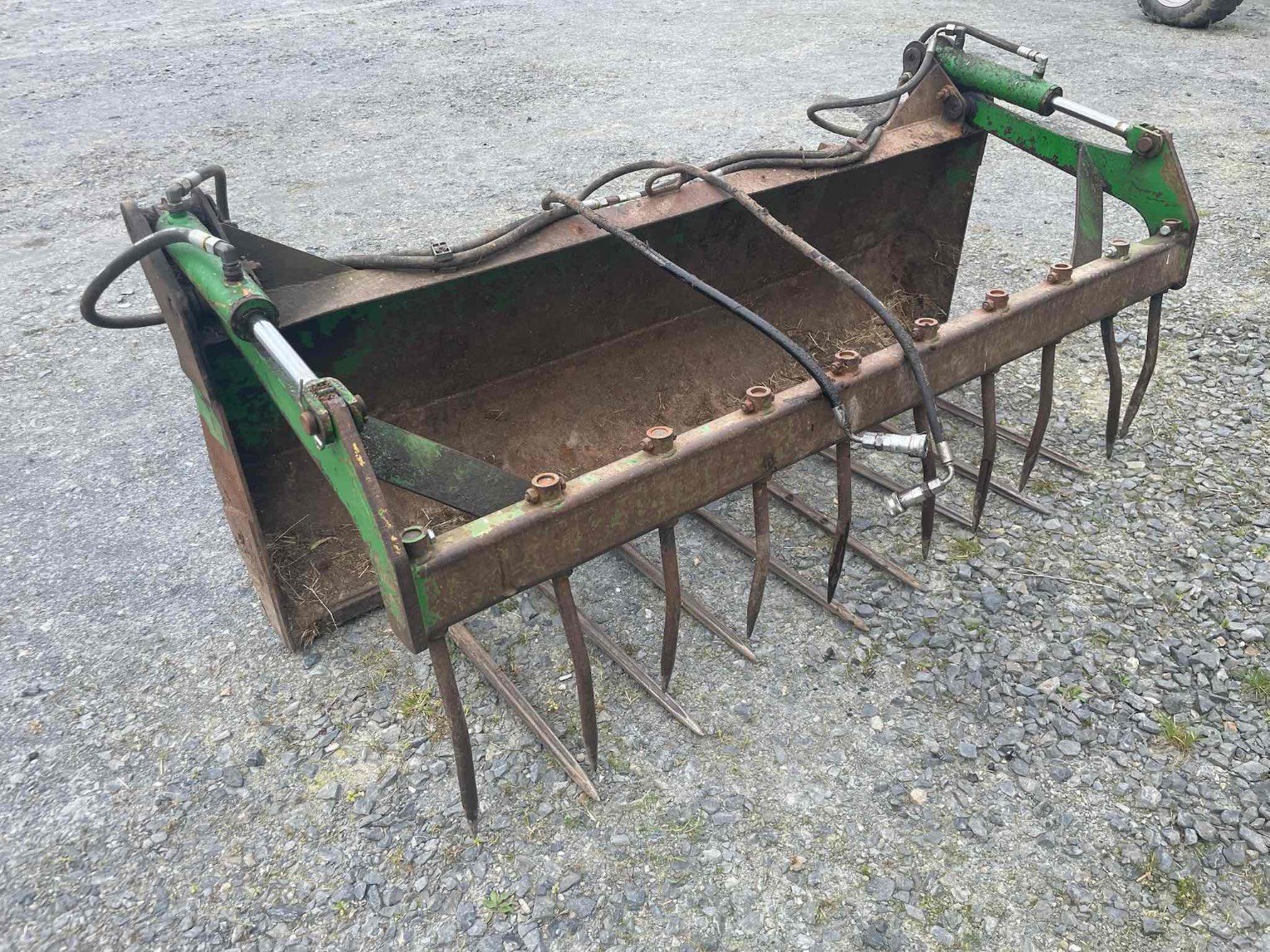 Ladeschaufel des Typs Sonstige Fourche à fumier Fourche à Grappin Magsi, Gebrauchtmaschine in SAINT CLAIR SUR ELLE (Bild 1)