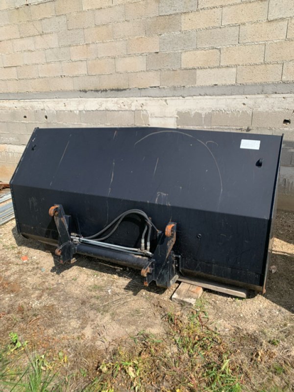 Ladeschaufel typu Sonstige Godet à déversement ., Gebrauchtmaschine v VERT TOULON (Obrázek 5)