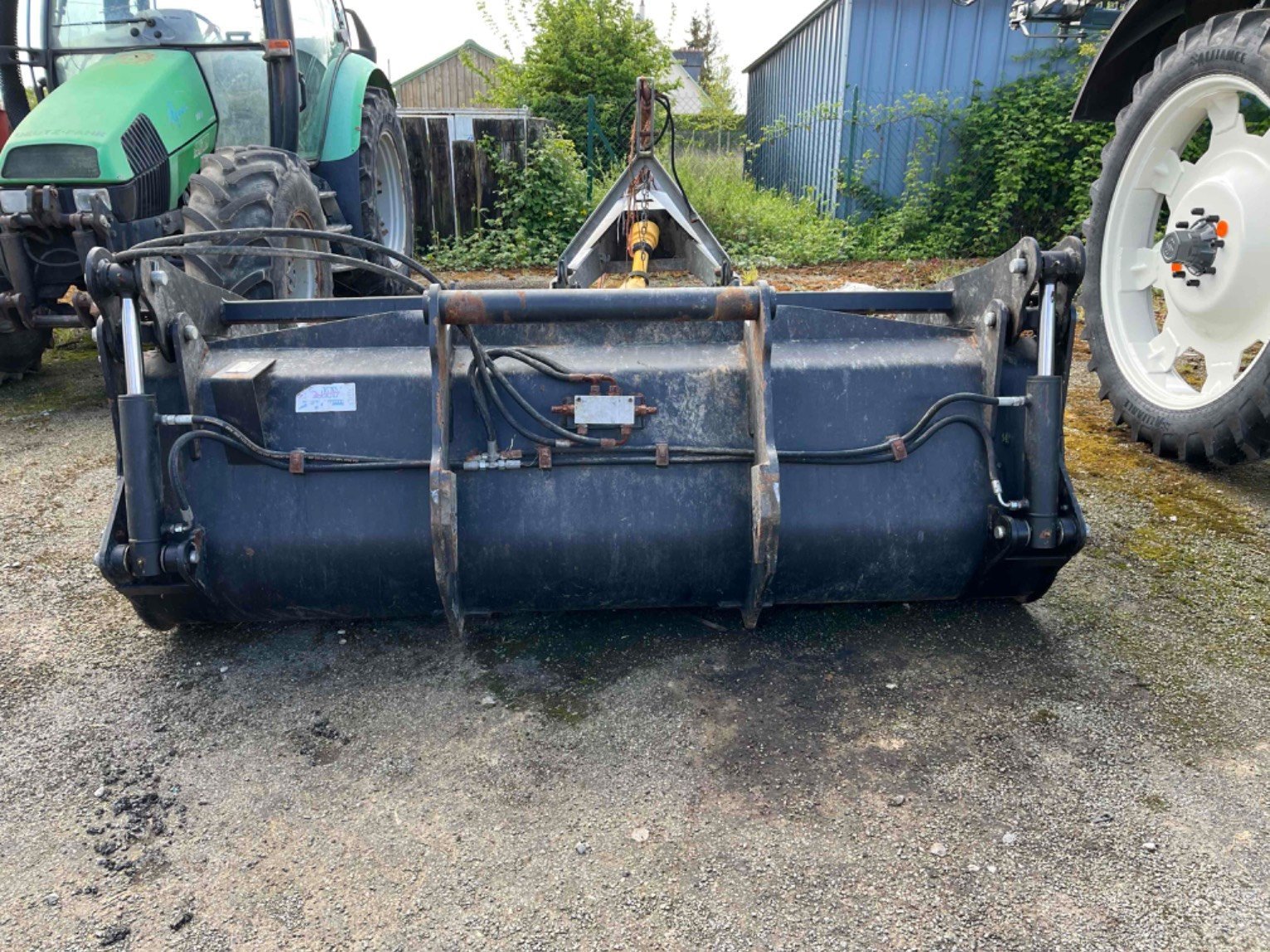 Ladeschaufel typu Sonstige Godet multi-services BMF.R2 24,5 GRL2 2,45 Bobcat, Gebrauchtmaschine v SAINT CLAIR SUR ELLE (Obrázek 2)