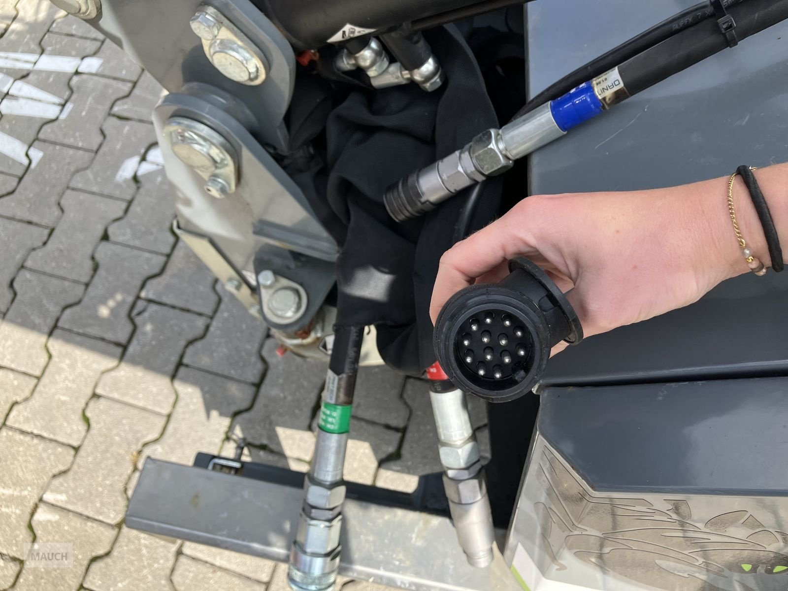 Ladeschaufel a típus Sonstige Greentec Scorpion 330-4S mit Weidemann Aufnahme, Gebrauchtmaschine ekkor: Burgkirchen (Kép 15)