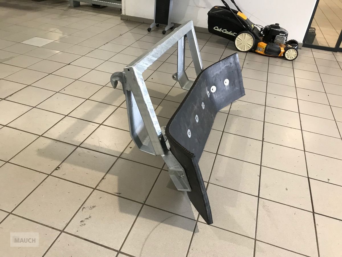 Ladeschaufel des Typs Sonstige Gummischieber 1200 - 2500mm, Neumaschine in Burgkirchen (Bild 3)