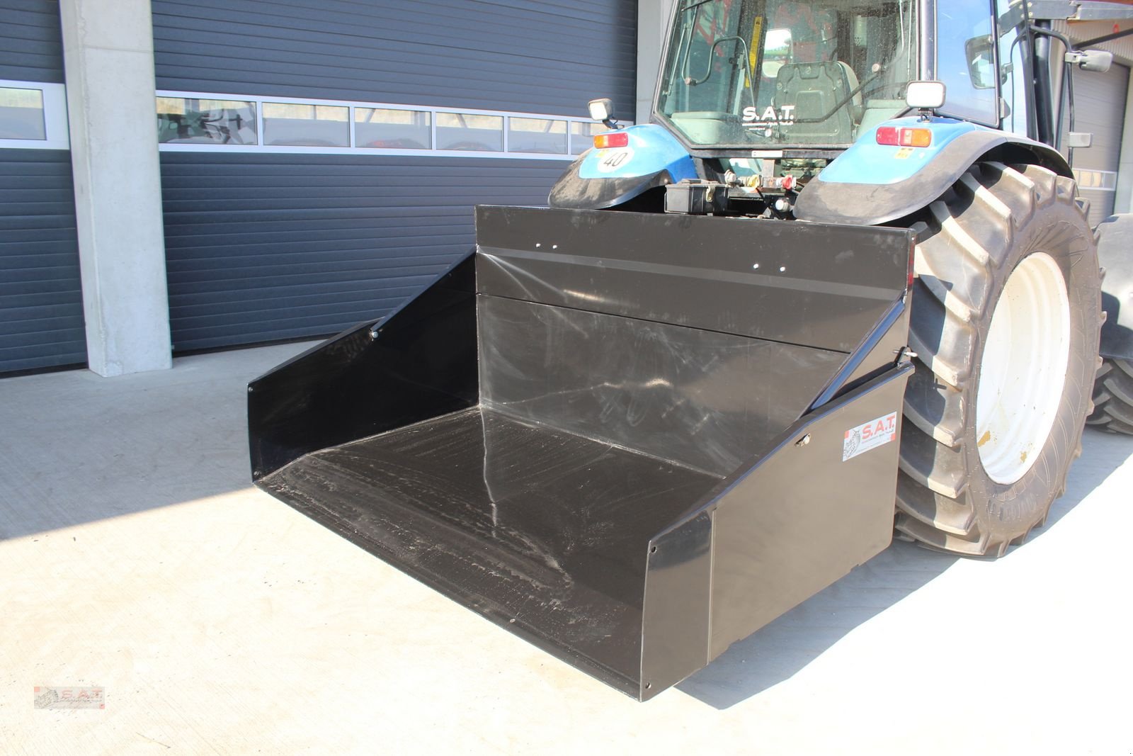 Ladeschaufel des Typs Sonstige Heckschaufel-3 Aufnahmen-NEU-Kippmulde, Neumaschine in Eberschwang (Bild 10)