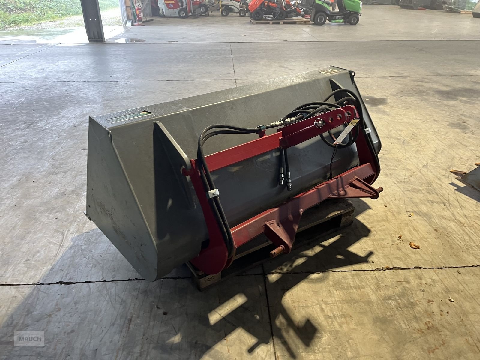 Ladeschaufel des Typs Sonstige Hochkippschaufel 1800mm mit Dreipunkt, Gebrauchtmaschine in Burgkirchen (Bild 4)