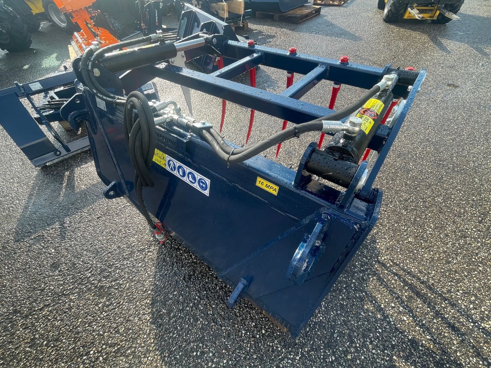 Ladeschaufel des Typs Sonstige KROKODIELGEBISS 120cm, Neumaschine in Burgkirchen (Bild 3)