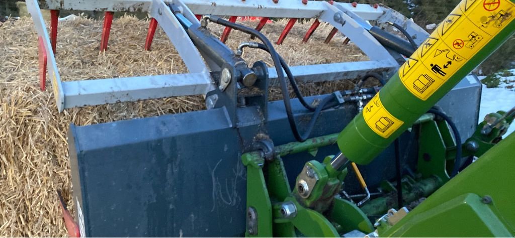 Ladeschaufel typu Sonstige KROKODYL 2,2m, Gebrauchtmaschine v Calmont (Obrázek 4)