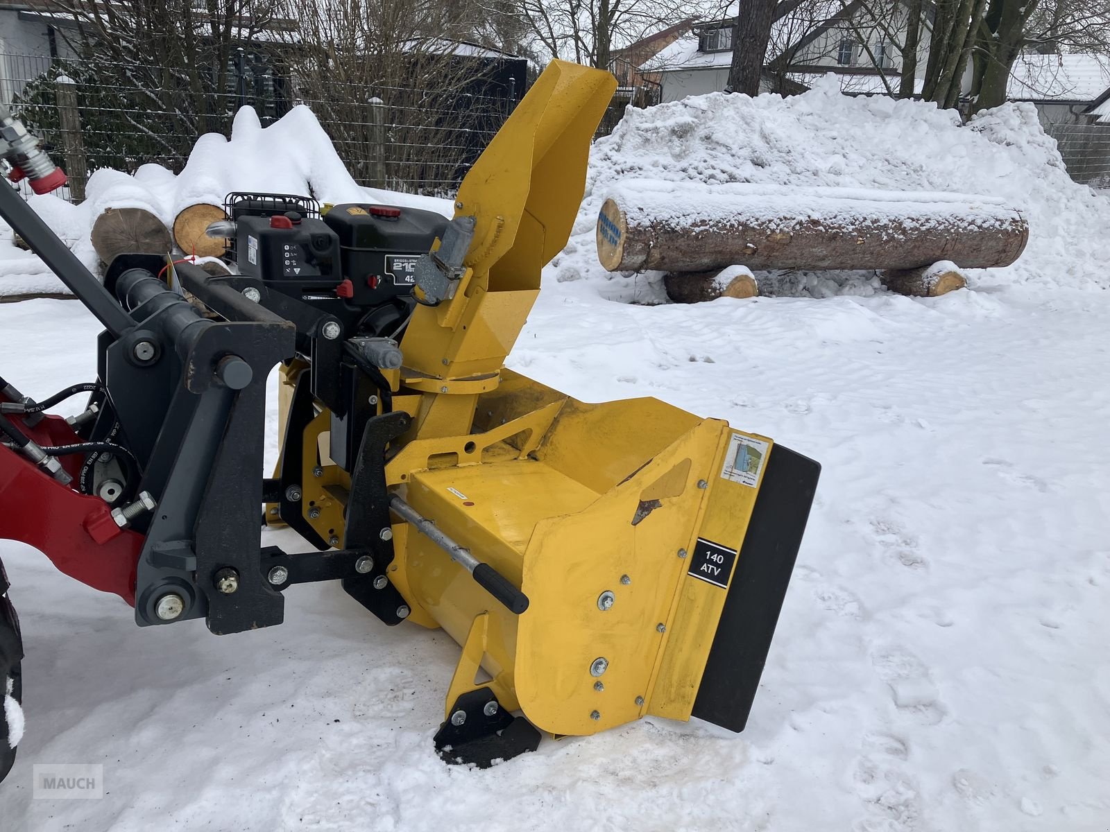 Ladeschaufel типа Sonstige Mauch Hoftrac Schneefräse mit Aufbaumotor, Gebrauchtmaschine в Burgkirchen (Фотография 4)