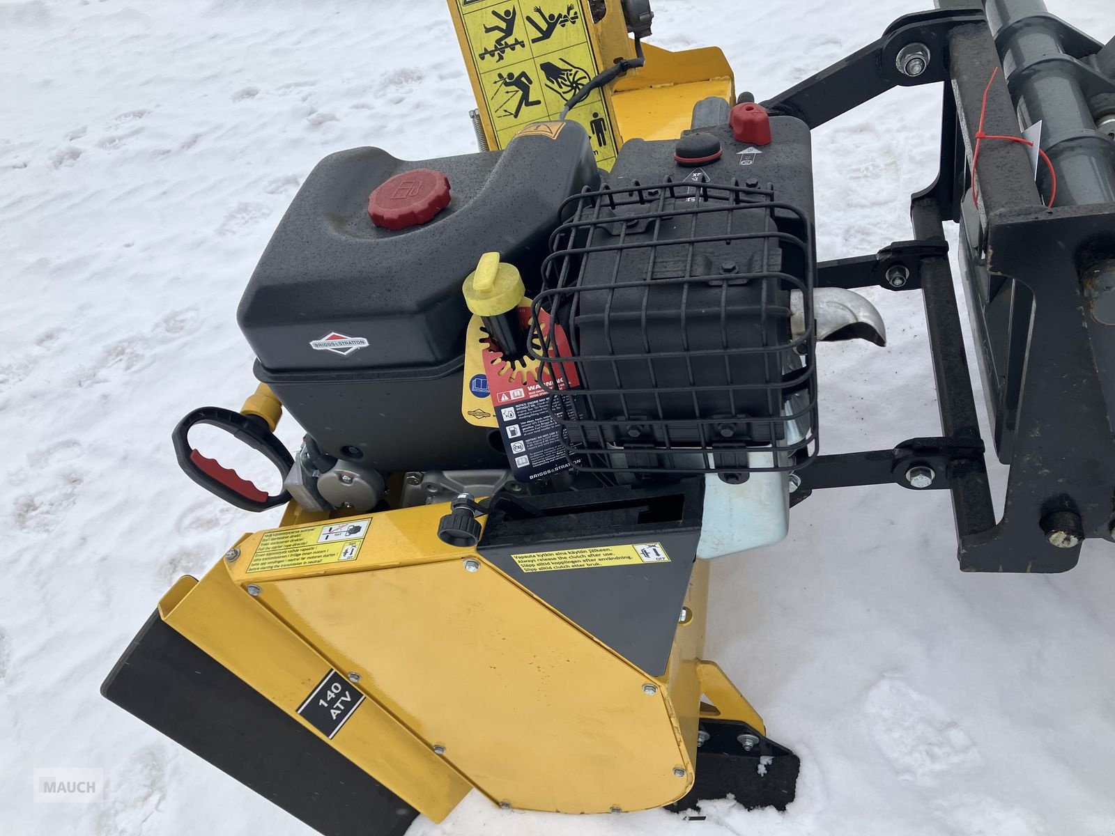 Ladeschaufel типа Sonstige Mauch Hoftrac Schneefräse mit Aufbaumotor, Gebrauchtmaschine в Burgkirchen (Фотография 8)