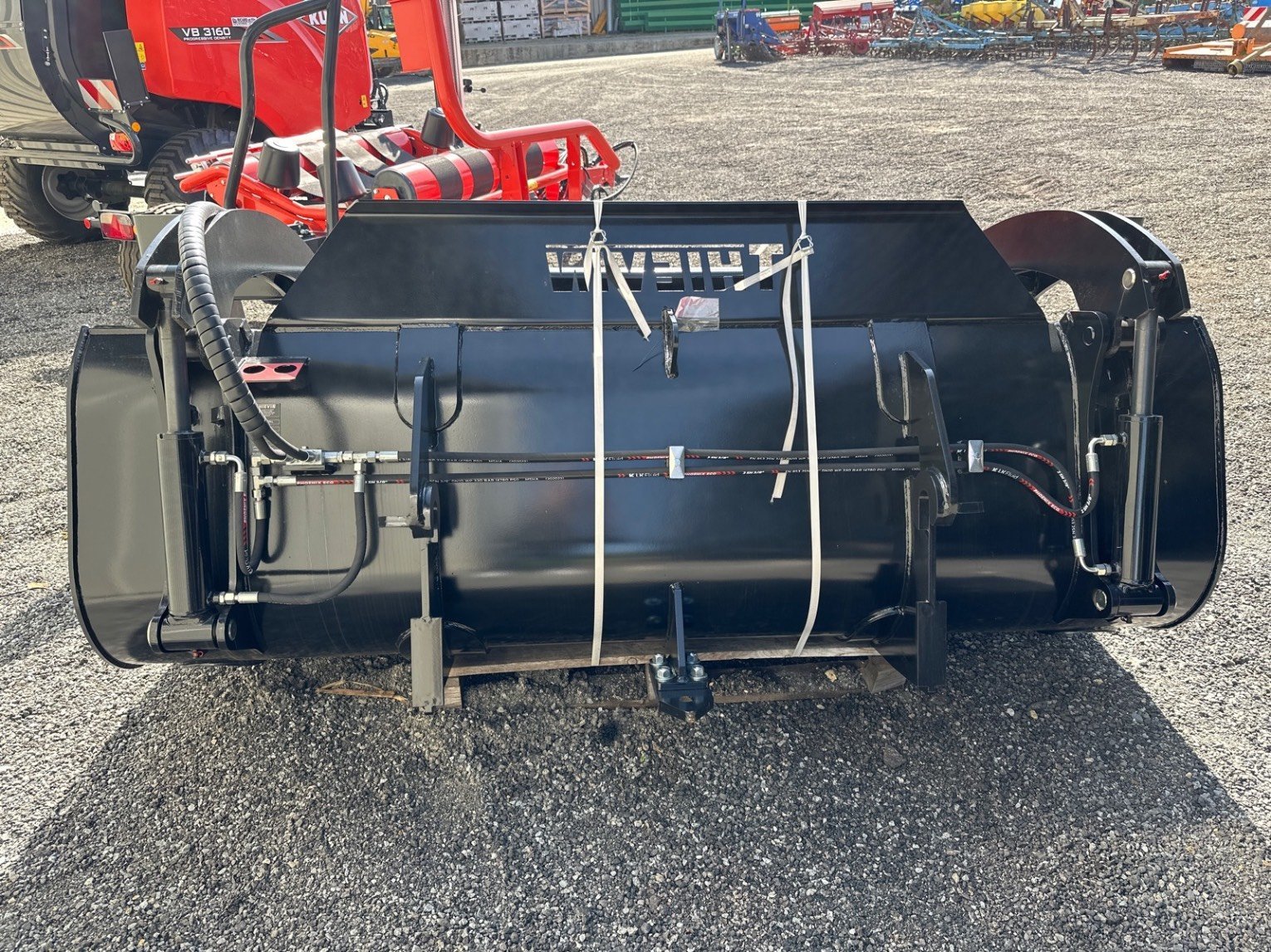 Ladeschaufel του τύπου Sonstige MUL-3-245-L, Gebrauchtmaschine σε LA SOUTERRAINE (Φωτογραφία 1)