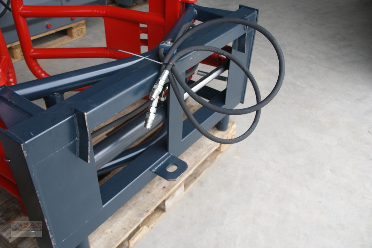 Ladeschaufel des Typs Sonstige Rundballenzange AKTION, Neumaschine in Eberschwang (Bild 13)