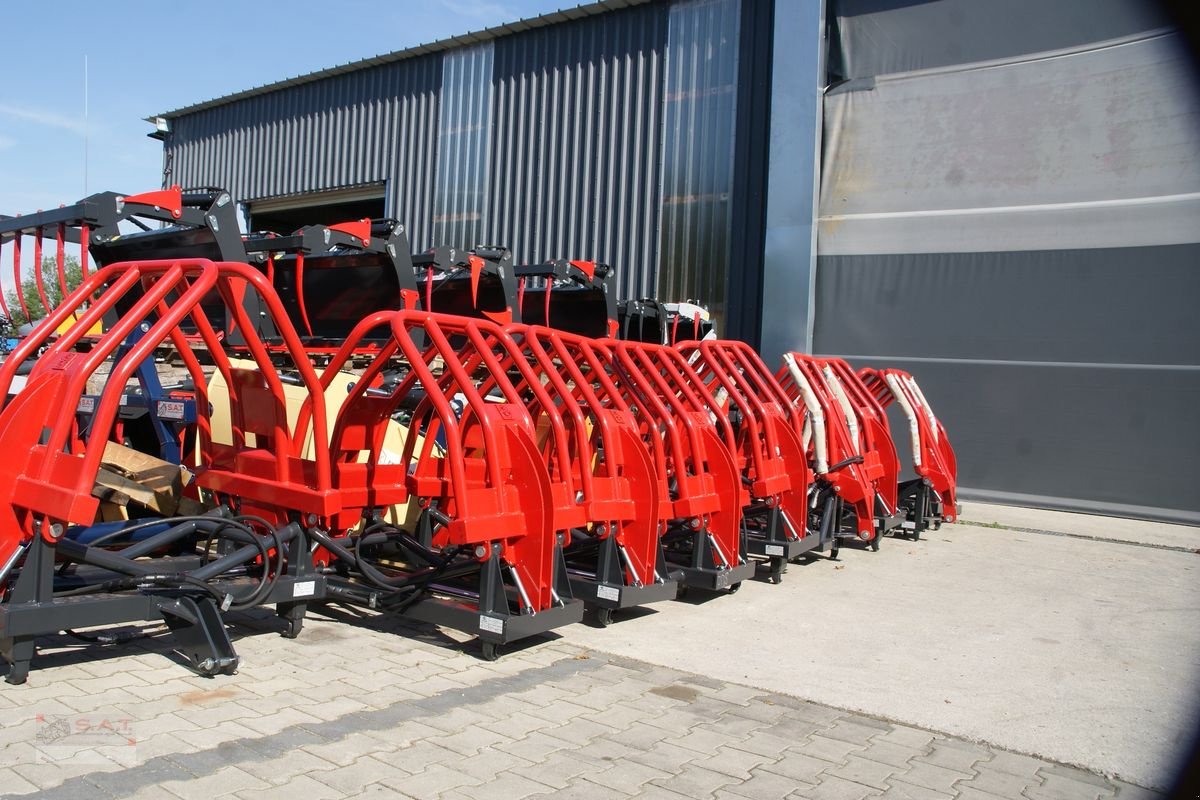 Ladeschaufel des Typs Sonstige Rundballenzange AKTION, Neumaschine in Eberschwang (Bild 1)