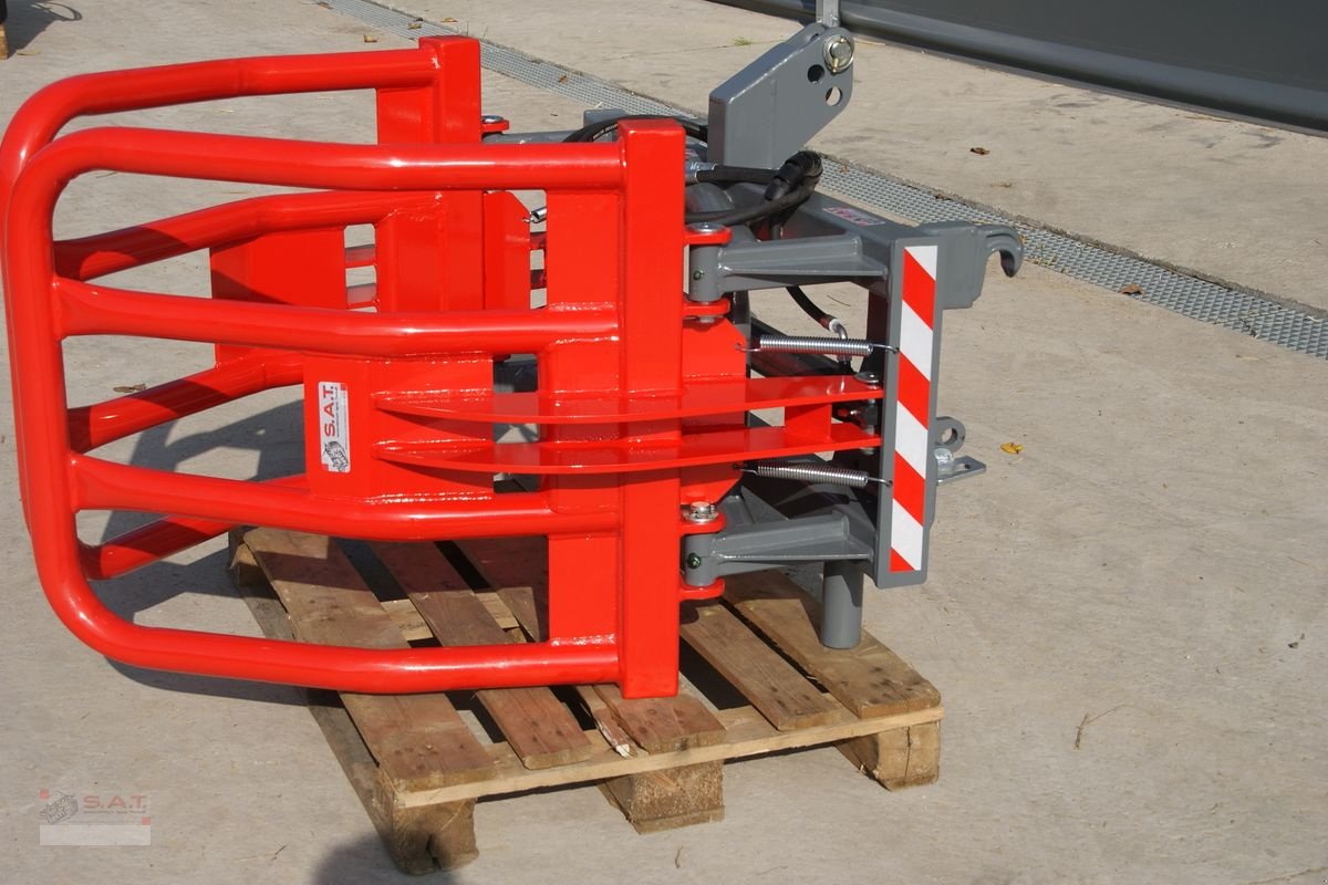 Ladeschaufel des Typs Sonstige Rundballenzange AKTION, Neumaschine in Eberschwang (Bild 7)