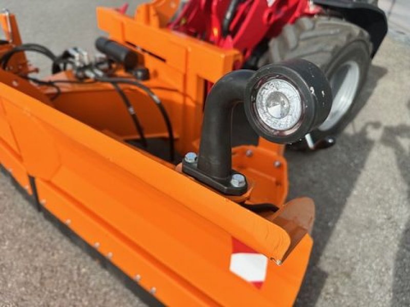 Ladeschaufel des Typs Sonstige Schneepflug Vario 2,50m Euro und Dreipunkt, Neumaschine in Tamsweg (Bild 10)