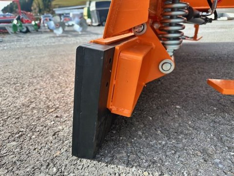 Ladeschaufel des Typs Sonstige Schneepflug Vario 2,50m Euro und Dreipunkt, Neumaschine in Tamsweg (Bild 7)