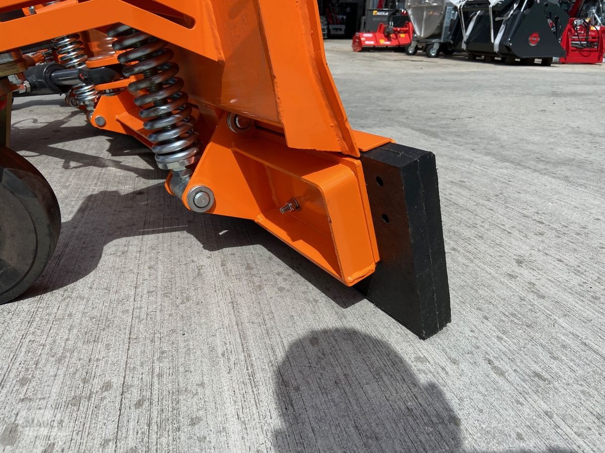 Ladeschaufel des Typs Sonstige Schneeschild, Neumaschine in Burgkirchen (Bild 12)